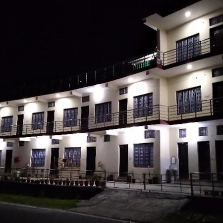 Hotel Vikram Palace Barkot Экстерьер фото