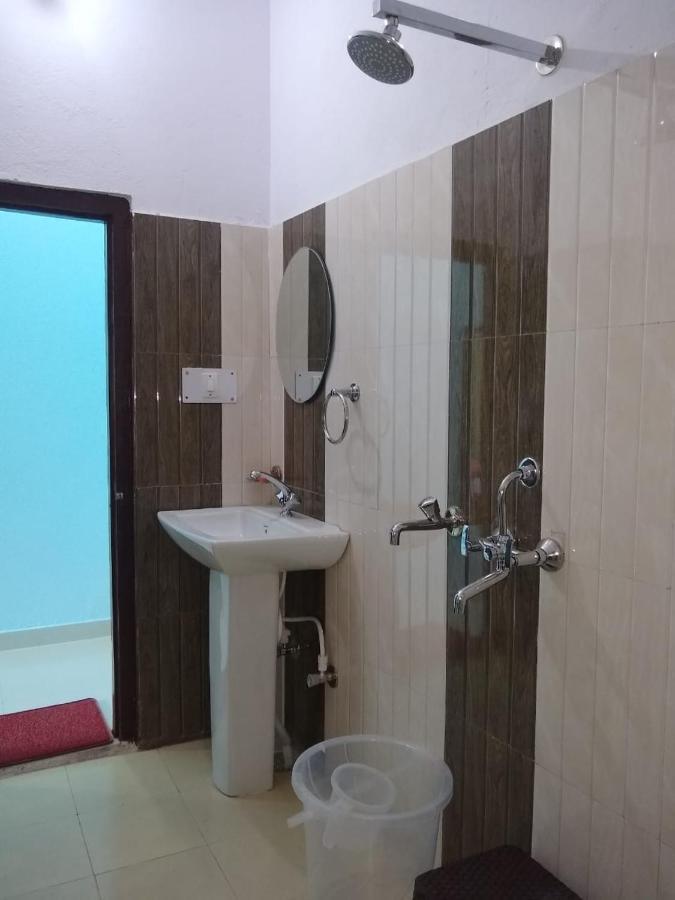 Hotel Vikram Palace Barkot Экстерьер фото