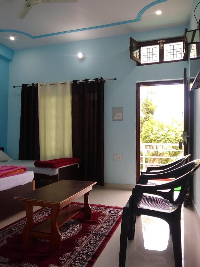 Hotel Vikram Palace Barkot Экстерьер фото