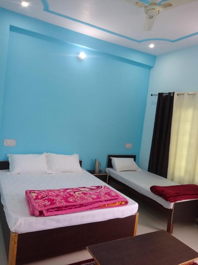 Hotel Vikram Palace Barkot Экстерьер фото